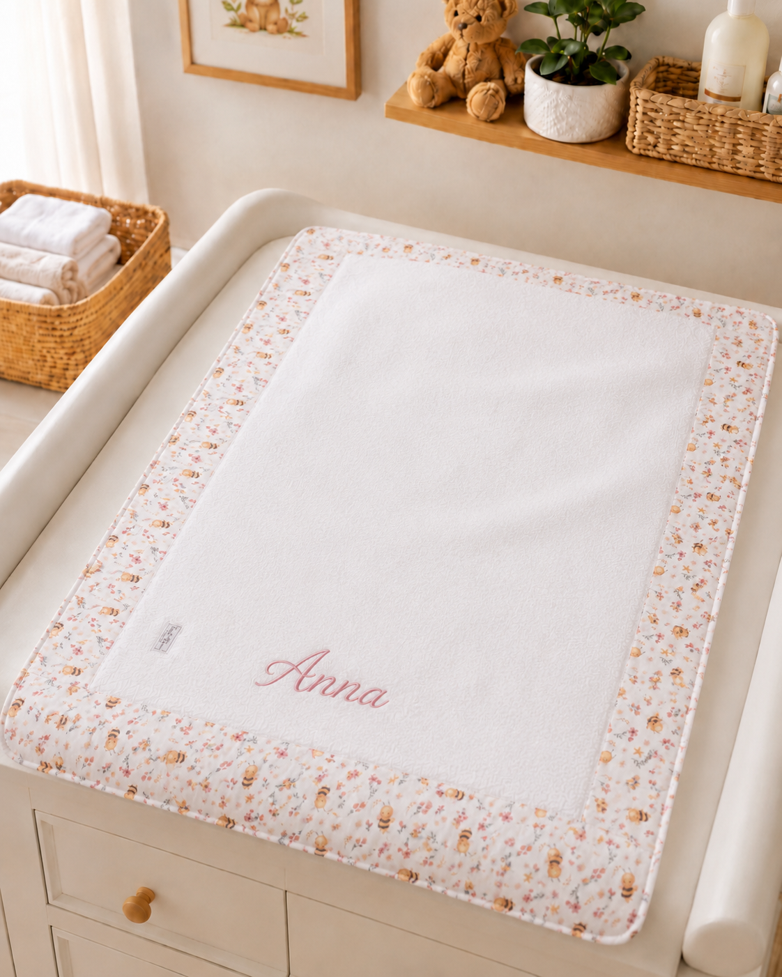 Telo Fasciatoio Tessuti d’Amore con Fascia Fantasia Api 4 Lati Personalizzabile - 100x75 cm