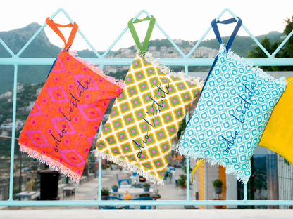 Pochette mare "Odio l'Estate" con fantasia geometrica – Latin Holidays – LH-P01