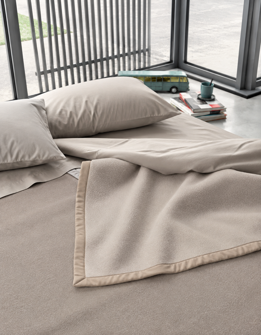 Coperta matrimoniale Coccoy Target Tortora 38 in 100% lana vergine 250x210 cm
